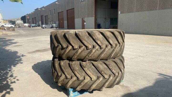 MICHELIN  440/80 R28 IND (16.9R28)