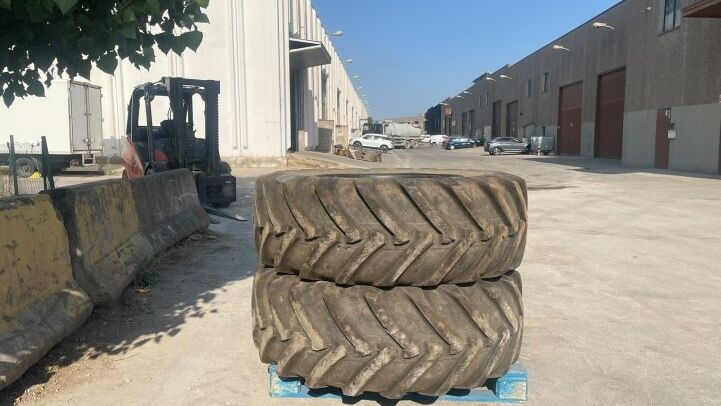 MICHELIN  440/80 R28 IND (16.9R28)