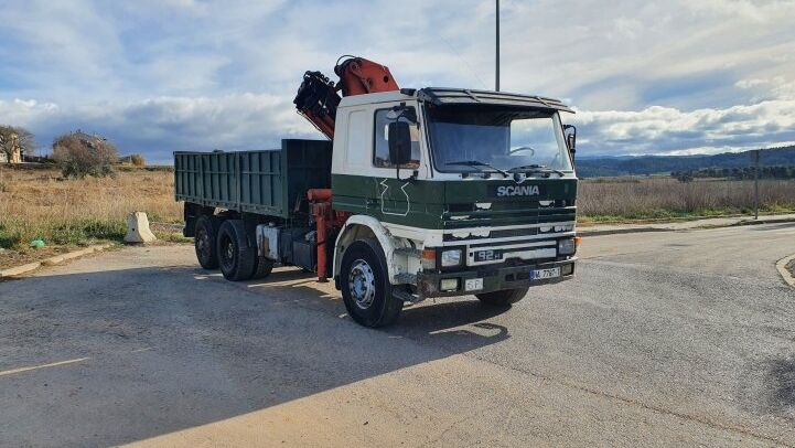 SCANIA - P92 H *** TIPPER ** CRANE **