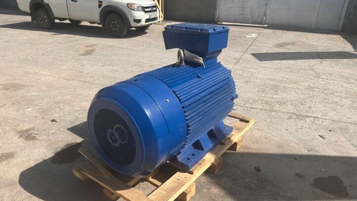 - CEMER 315KW**NEW** ELECTRIC MOTOR
