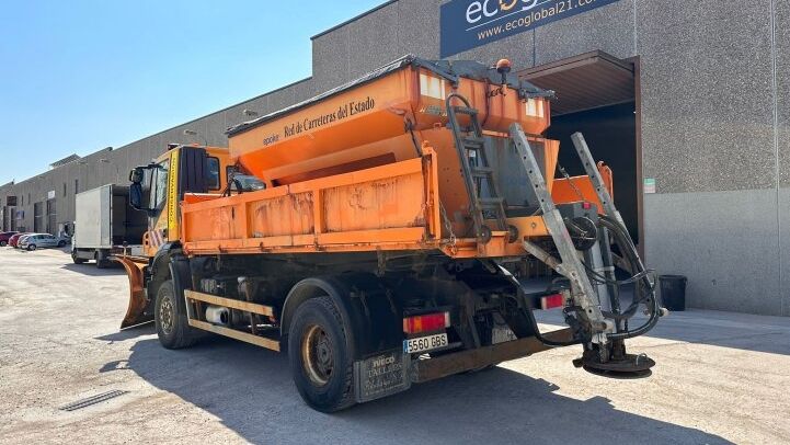 IVECO  TRAKKER 4X4 ***QUITANIEVES AMB SALER***