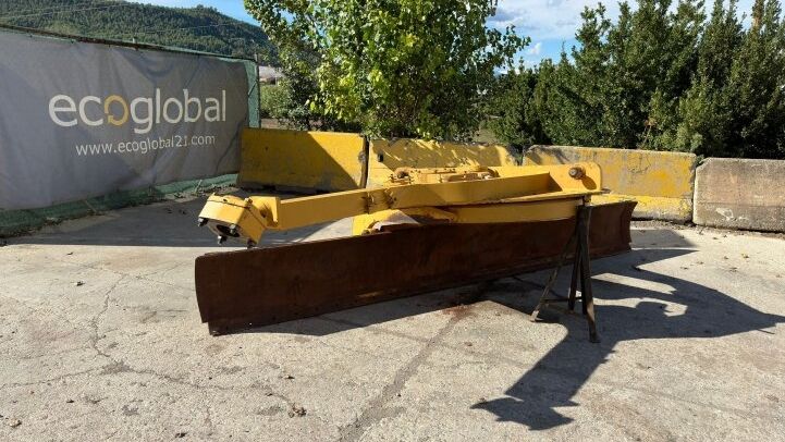 CATERPILLAR COMPLETE TURNTABLE