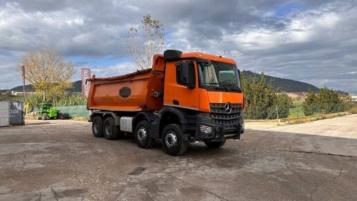 MERCEDES BENZ AROCS 4142*** CAMION À BENNEAU 8x4***