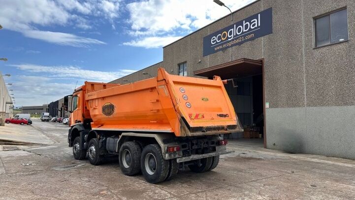 MERCEDES BENZ AROCS 4142*** CAMION À BENNEAU 8x4***