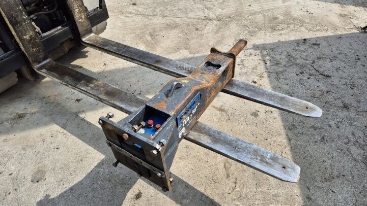 - MARTELL HIDRAULICO HAMMER HM250 