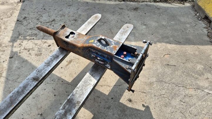 - MARTELL HIDRAULICO HAMMER HM250 