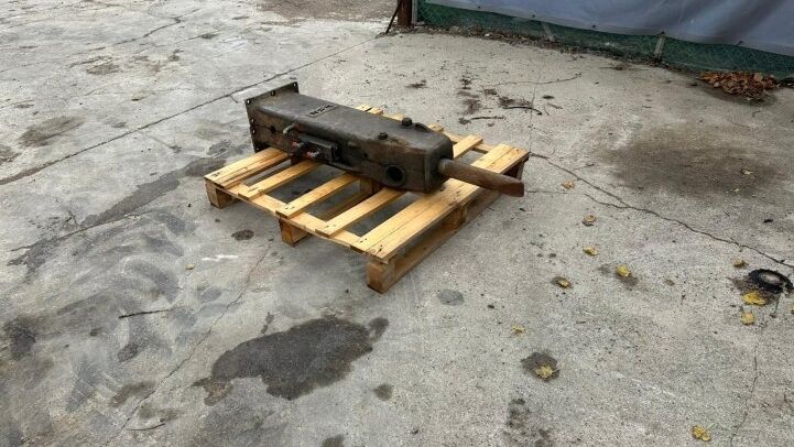 - NPK HYDRAULIC HAMMER