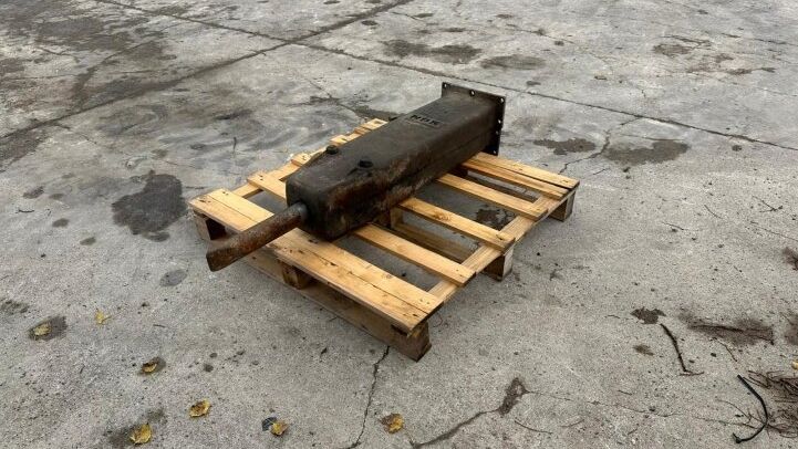 - NPK HYDRAULIC HAMMER