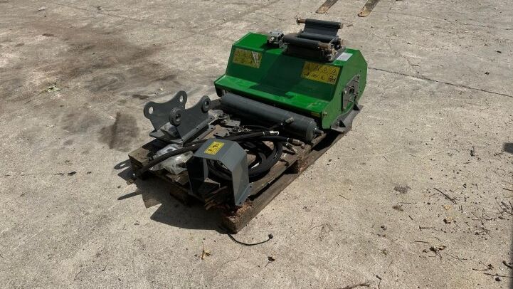 SOLMEK BRUSH CUTTER SOLMEK BM800