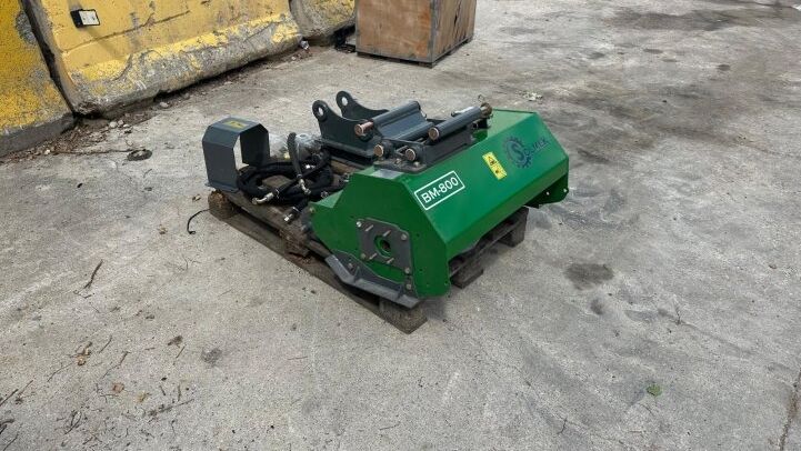 SOLMEK BRUSH CUTTER SOLMEK BM800