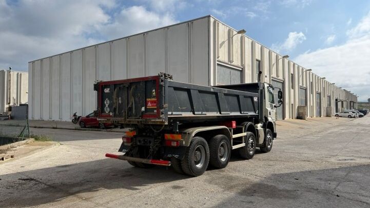 DAF CAMION À BENNE BASCULANTE CF430 8X4 ***TROIS CÔTÉS***