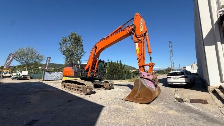 HITACHI ZX300 LC-7