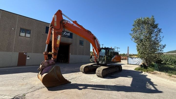 HITACHI ZX300 LC-7