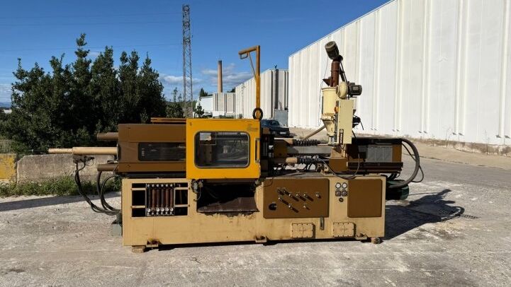 SOMAR PLASTIC INJECTION MACHINE 125TN