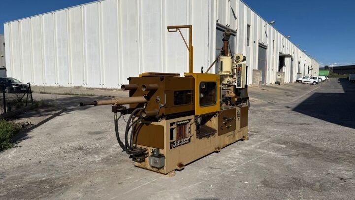 SOMAR PLASTIC INJECTION MACHINE 125TN