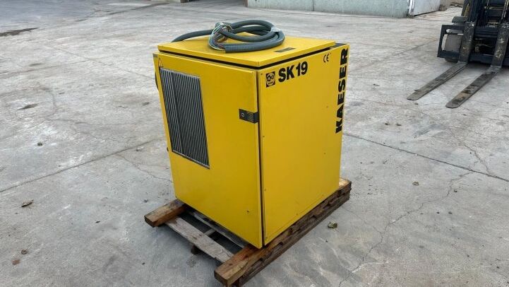- COMPRESSEUR KAESER SK19 AVEC SÉCHEUR