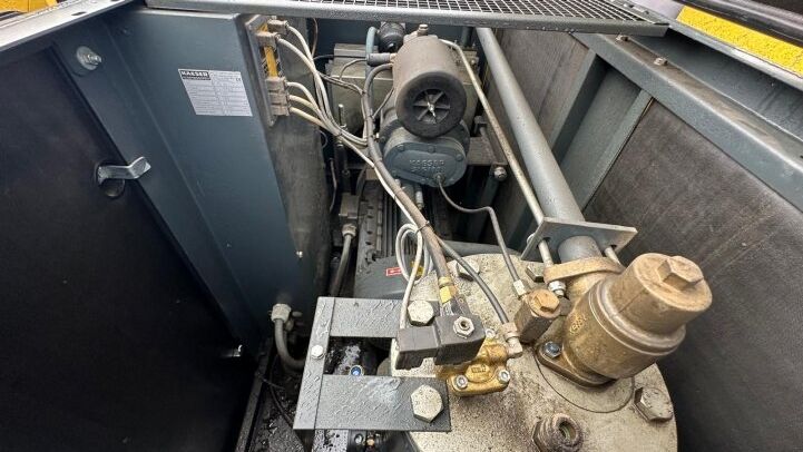 - KAESER AS36 COMPRESSOR WITH DRYER