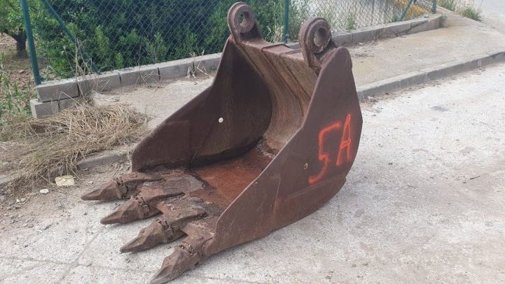 - CAZO DE 95 CM